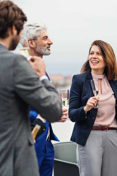 Guide : La tenue parfaite pour la fête d'entreprise