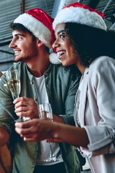 Průvodce: Perfektní oblečení na vánoční večírek v práci