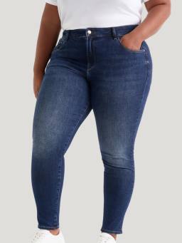 Jeansy curvy
