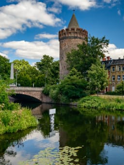 Radwege Brandenburg – Ausblick auf die mittelalterliche Stadtbefestigung von Brandenburg an der Havel. 