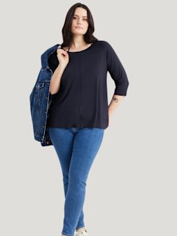 T-shirts pour femmes aux formes généreuses 