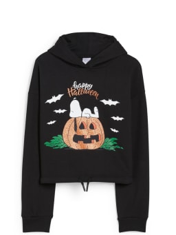 Pulls, sweats