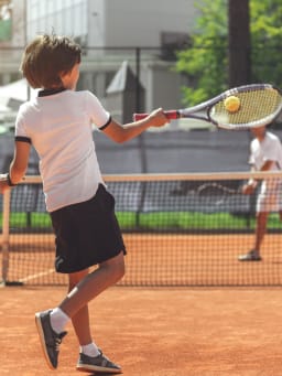 Tennis, tafeltennis & badminton voor kinderen