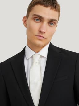 Corbatas para el traje de novio