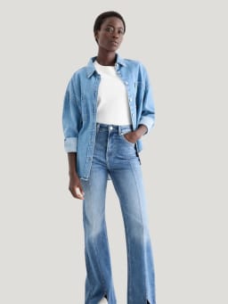 Pantaloni a zampa Pantaloni a zampa