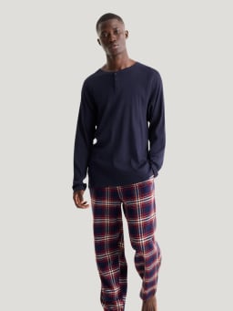 Pyjama sets for big & small