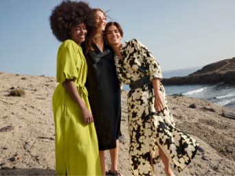 Robes en lin dans plusieurs couleurs et tailles E Shop C A