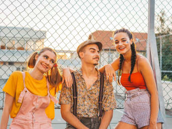 80er Jahre Mode – Verschiedene Outfits im 80er-Fashion-Style. 80er Jahre Mode – Verschiedene Outfits im 80er-Fashion-Style.