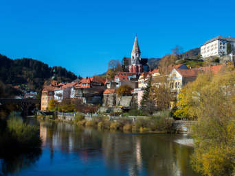 Flusswandern Österreich – Blick auf Murau.