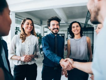 Ondersteuning bij het zoeken naar een baan – Tips voor het solliciteren en op naar een succesvolle start in je carrière.