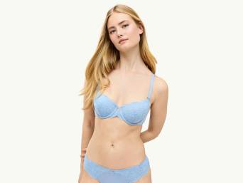 Underwire bras for optimal support. Underwire bras for optimal support.