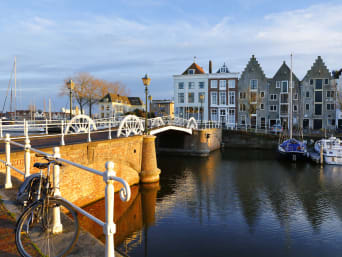 Fietsen in Zeeland: Het oude centrum van Middelburg Fietsen in Zeeland: Het oude centrum van Middelburg