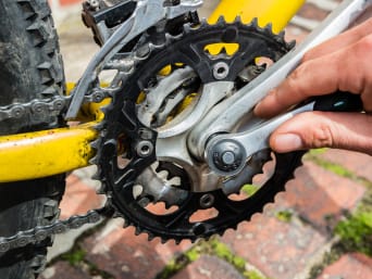 Mantenimiento de la bici: revisar tu bicicleta con regularidad es necesario para circular de forma segura.