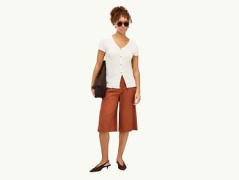 Warm autumn colour palette: a warm autumn type has a warm undertone.