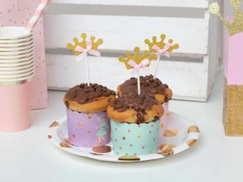 Muffins voor het prinsessenfeest voor het kinderfeestje