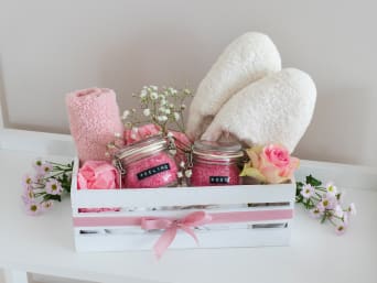 Crafting for Mother's Day – a wellness basket with homemade bath salts and peeling scrub.