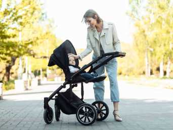 Outfit post parto – I pantaloni post parto devono essere comodi e non stringere in vita. Outfit post parto – I pantaloni post parto devono essere comodi e non stringere in vita.