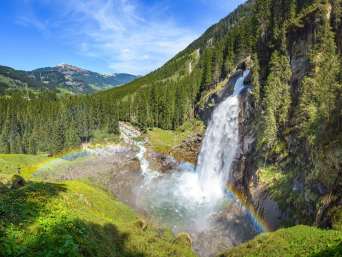 Salzburger Land: Die Krimmler Wasserfälle sind ein beliebtes Ziel der Salzburger Wanderwege. Salzburger Land: Die Krimmler Wasserfälle sind ein beliebtes Ziel der Salzburger Wanderwege.
