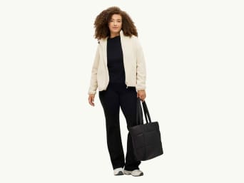 Leggings stylen: Outfits mit Leggings für verschiedene Anlässe. Leggings stylen: Outfits mit Leggings für verschiedene Anlässe.
