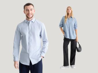 Matching outfits – Coppia indossa un outfit coordinato.