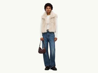 Scandinavian fashion entices with its understated elegance. Scandinavian fashion entices with its understated elegance.