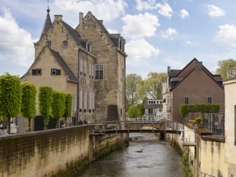 Vakantie Valkenburg: oude gebouwen in het centrum van Valkenburg