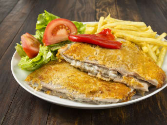 Platos típicos de Asturias: el cachopo se ha convertido en uno de los platos estrella de la gastronomía asturiana.