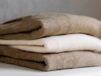 Tenues douillettes en cachemire.