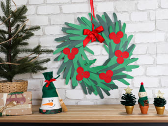 DIY Christmas craft ideas for both young and old.