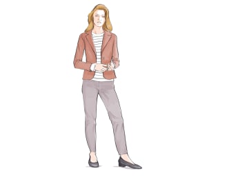 Eine Frau kleidet sich schlicht, aber elegant für den Smart Casual-Look.