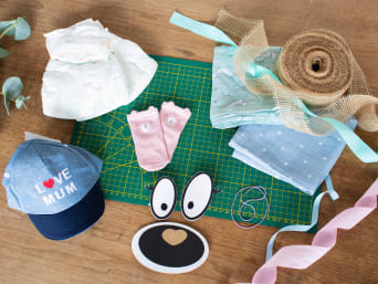 Materials needed for the diy nappy cake.
