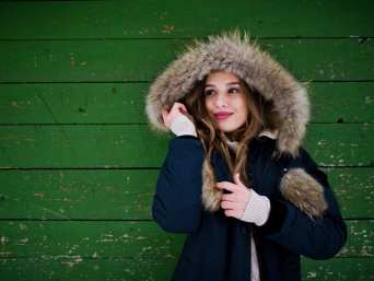Warm winter jackets: padded winter jackets keep you warm and protected in cold weather. Warm winter jackets: padded winter jackets keep you warm and protected in cold weather.