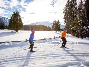 Domaines de ski de fond en France : Les skieurs de fond empruntent les pistes de ski de fond.
