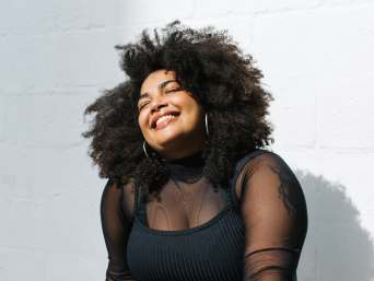 Outfits for curvy women: stylish plus size outfits that will conceal small problem areas.
