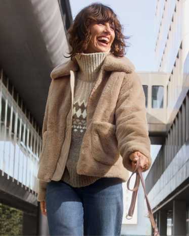 Vetement femme les jeux de la mode et du chic chez C A