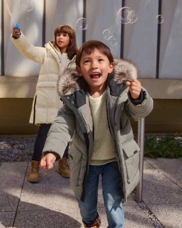 Acquistare moda bambini a prezzi convenienti C A