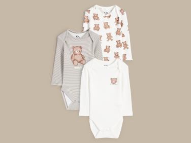 Moda para bebes en varios colores y disenos C A
