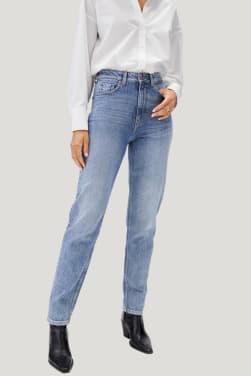 Jeans size guide: how to find your jeans size