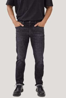 Tapered Jeans