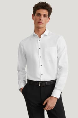 Camicia per il completo dell’abito dello sposo