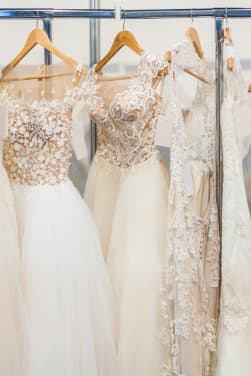 How to find the perfect wedding dress