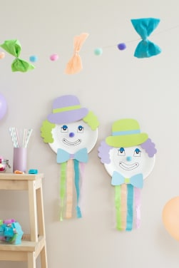 Carnavalsdecoratie knutselen met kinderen