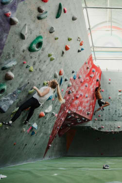 Bouldering halowy