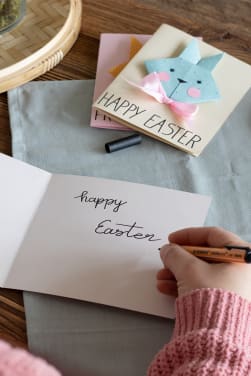 Make your own Easter cards