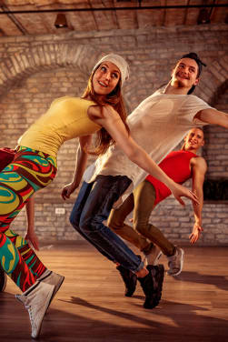 Imparare a ballare i benefici della danza