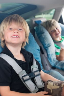 Jeux en voiture pour enfants