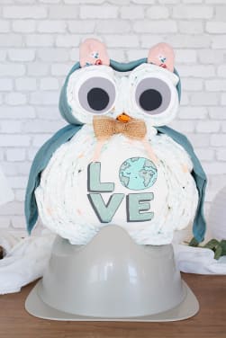 Owl diaper cake