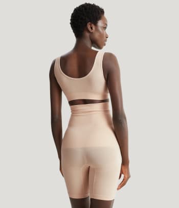 Shapewear buttocks: a woman wearing shaping shorts.