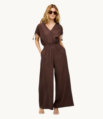 Kleidung für Taufe Damen – Moderner Jumpsuit.