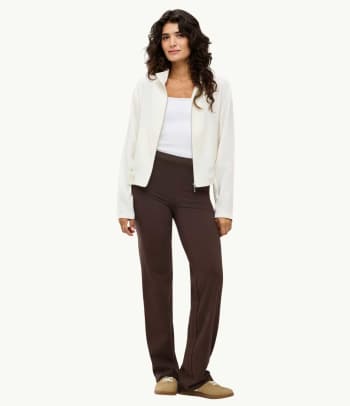 Leggings stylen: Vielseitige und bequeme Outfits mit Leggings kreieren.